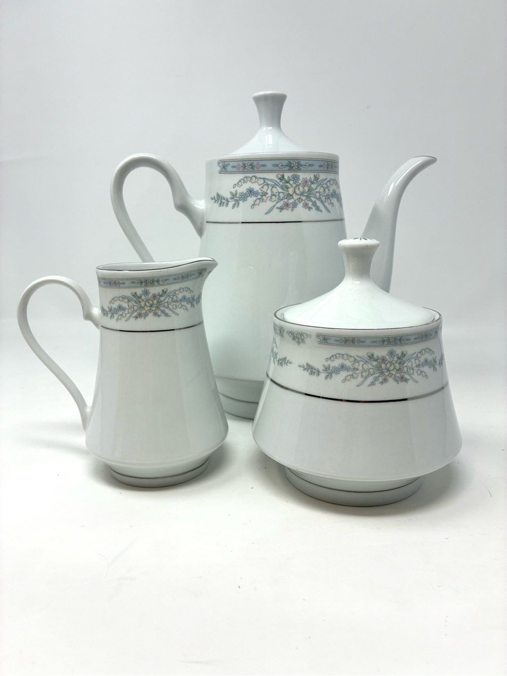 Crown Ming Fine China Coffee Pot Sugar & Creamer Set “Diana” Pattern Platinum